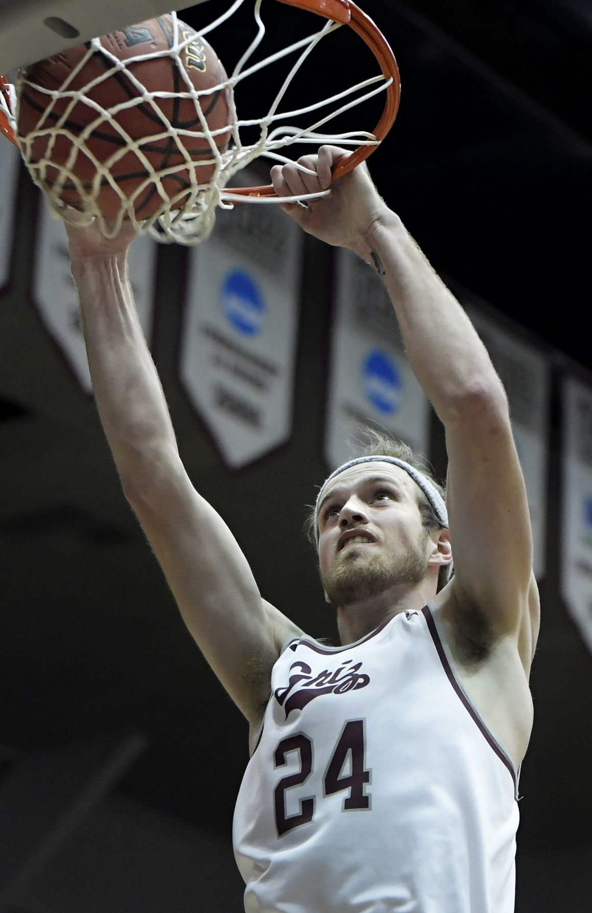 Griz vs Southern Utah-14-tm.JPG